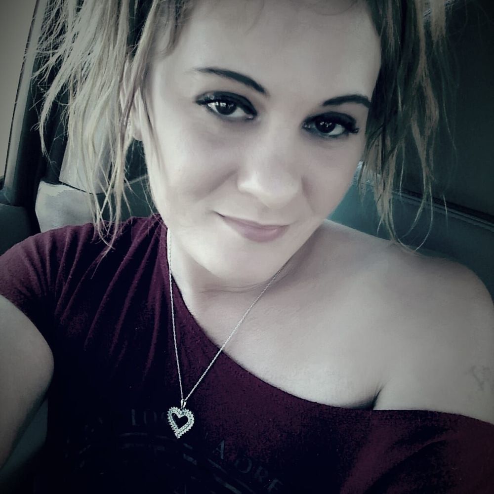 Meet your Posher, Angie